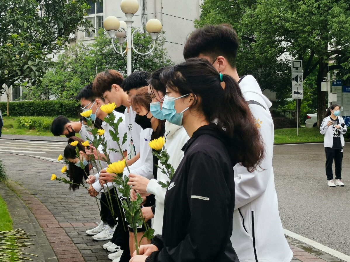 玩球直播APP下载